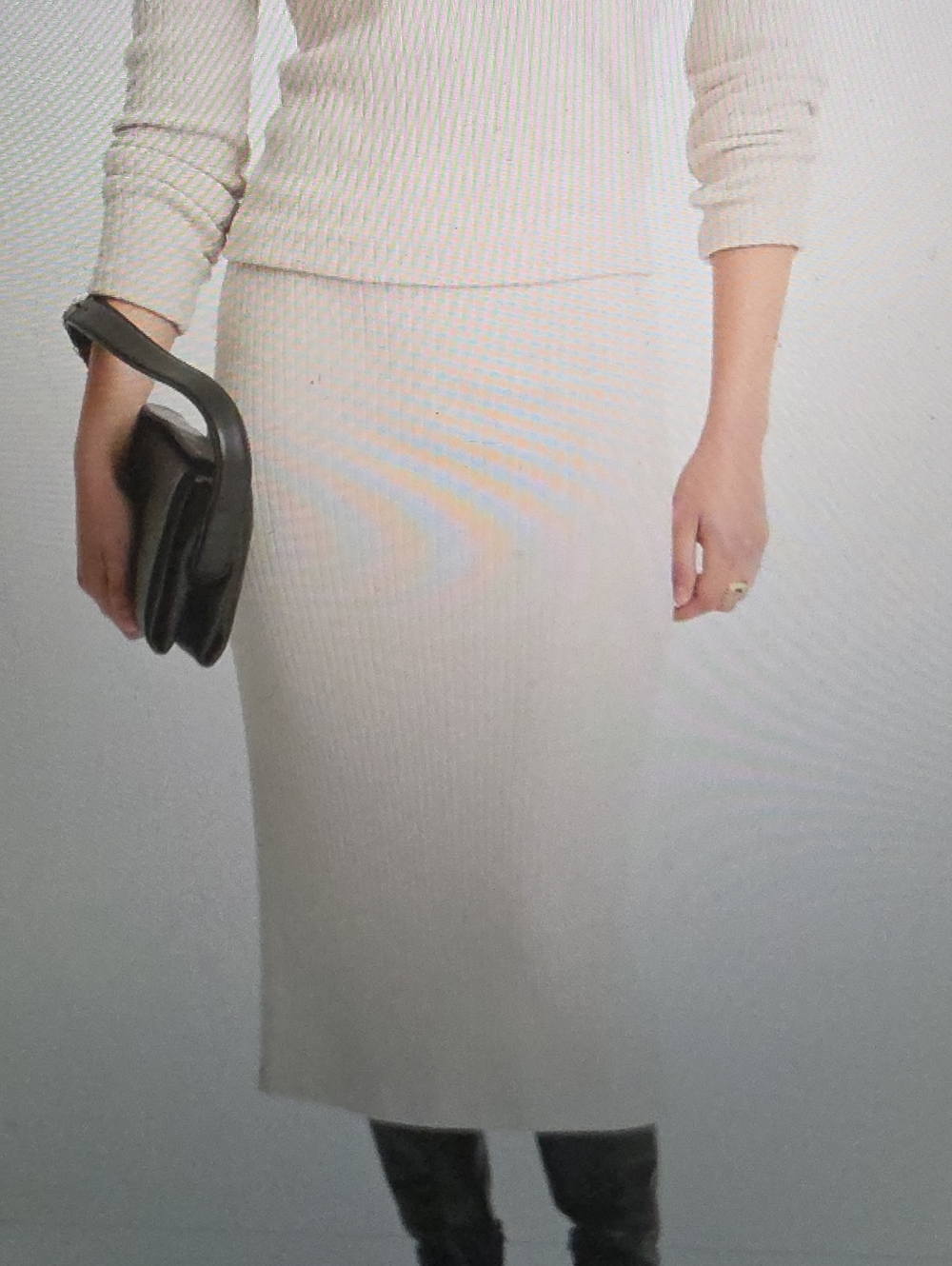 Vince Ribbed Knit Midi Skirt in Light Beige Size L